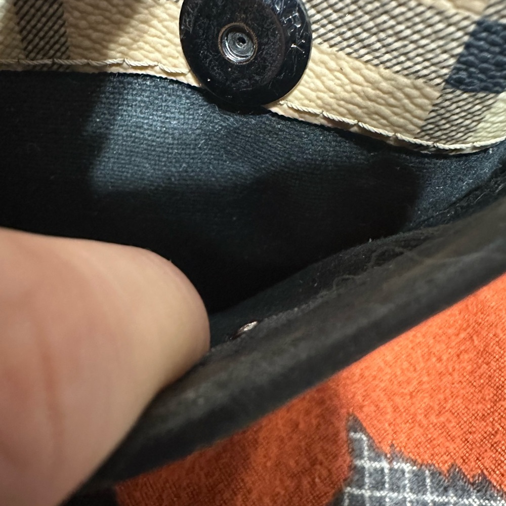 BURBERRY ❤️🌟CHECK PATTERN MESSENGER BAG ⭐️ - Picture 5 of 10